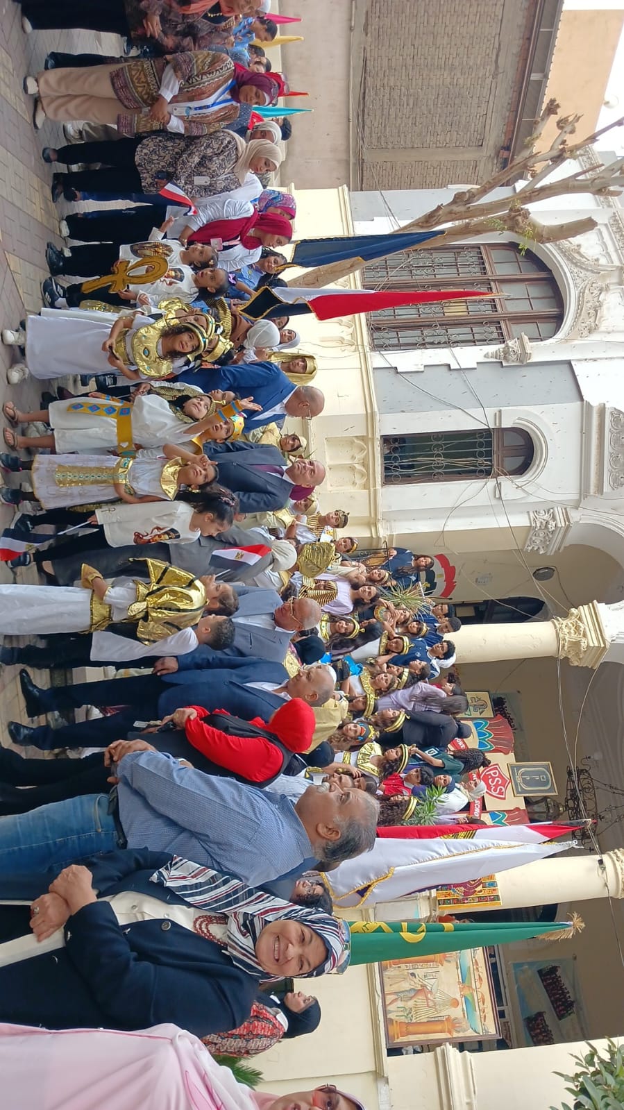 احتفال الطلاب بافتتاح المتحف