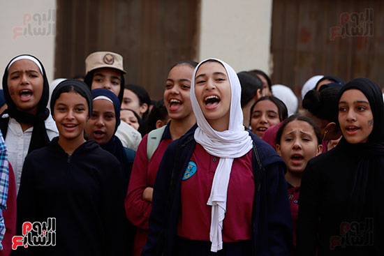 احتفالات الطلاب بالمتحف المصرى خلال طابور الصباح (27)