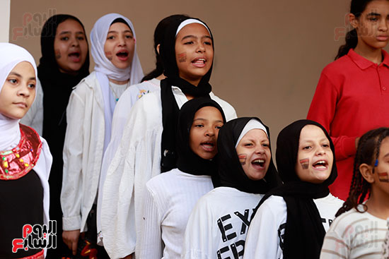 احتفالات الطلاب بالمتحف المصرى خلال طابور الصباح (13)