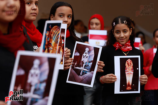 طلبات مدرسة الاعدادية بنات