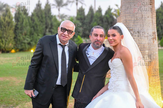 المخرج هادى الباجورى وهايدى خالد يحتفلان بزفافهما (3)