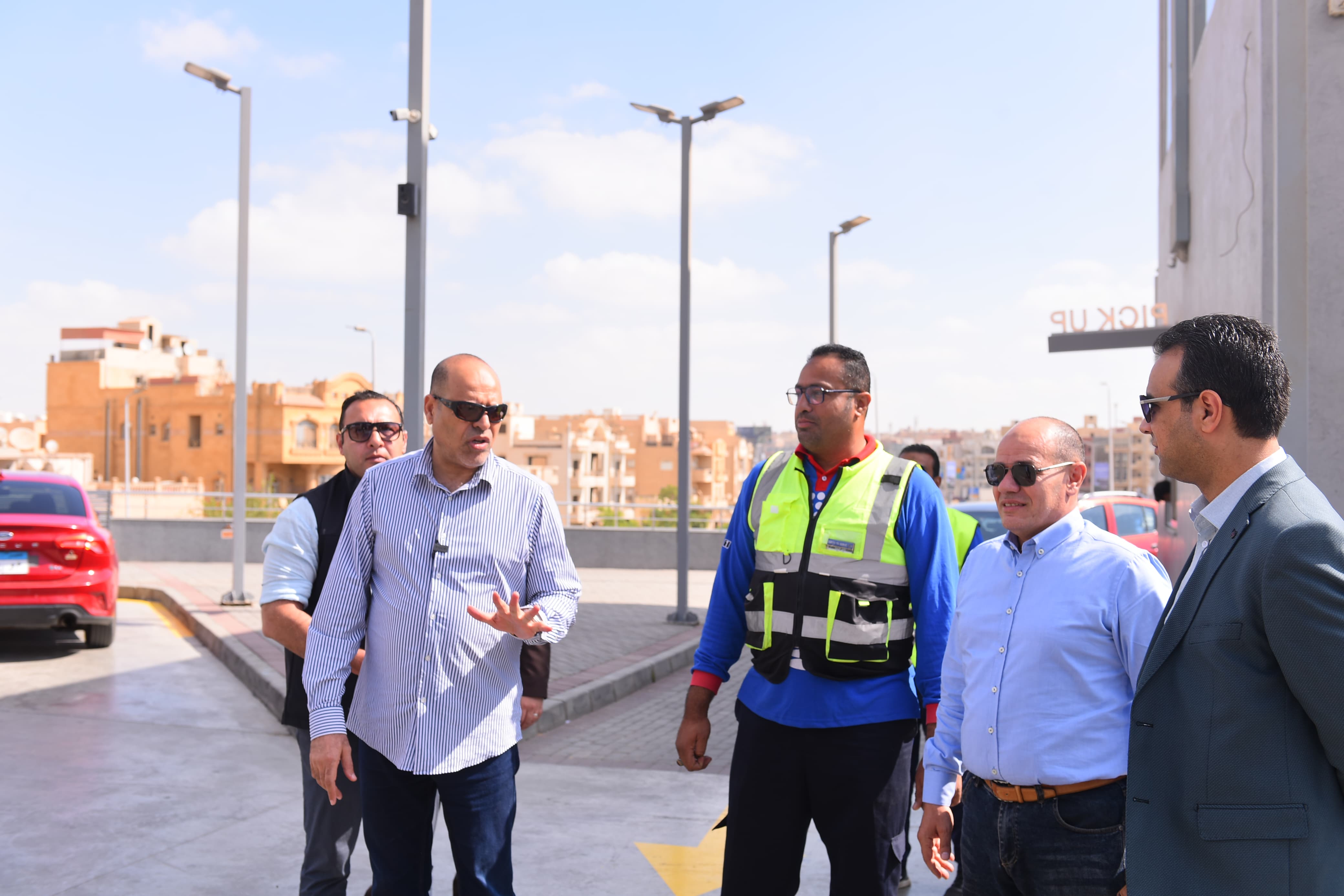 جولة الوزير