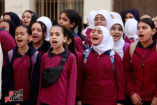 احتفالات الطلاب بالمتحف المصرى خلال طابور الصباح (25)