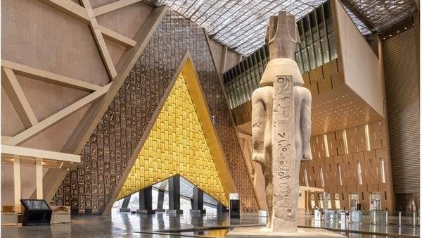 انشاء مظلات خارجية للوقاية من الحرارة