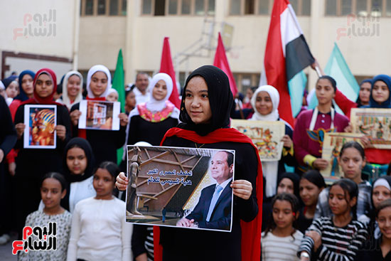 احتفالات الطلاب بالمتحف المصرى خلال طابور الصباح (18)