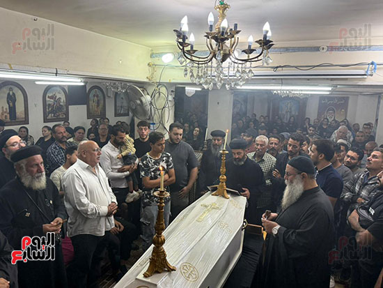 تشييع جنازة المصور كيرلس صلاح (13)