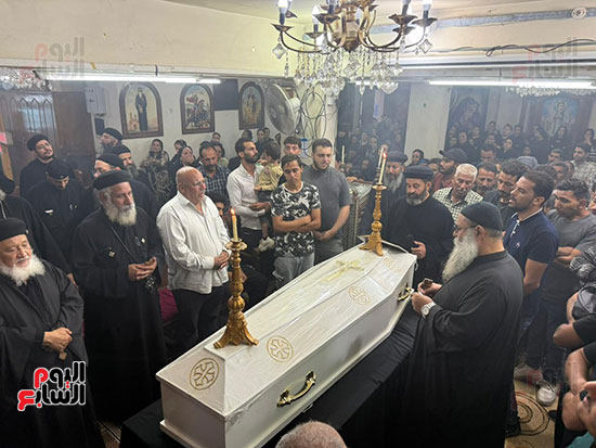 تشييع جنازة المصور كيرلس صلاح (6)