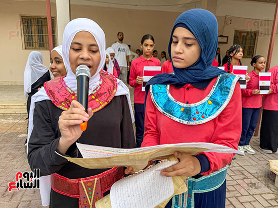 احتفالات الطلاب بالمتحف المصرى خلال طابور الصباح (30)