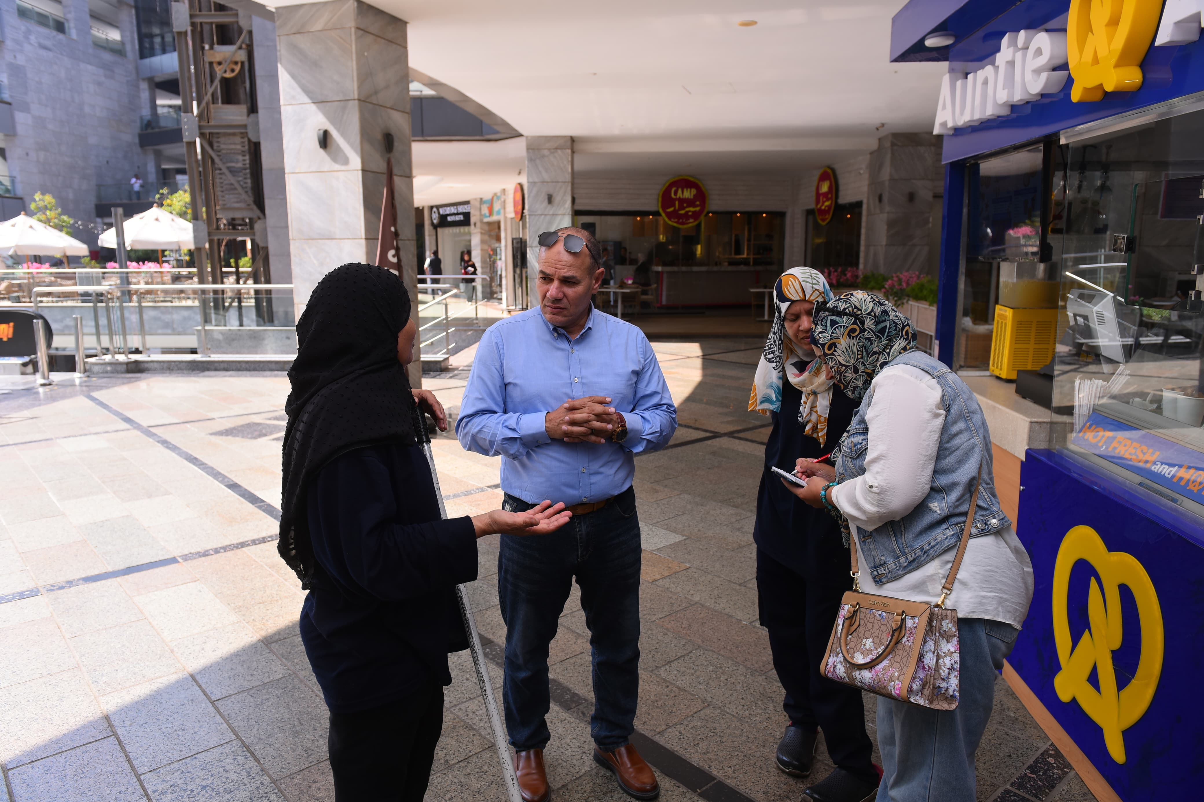 لقاء وزير العمل مع الموظفين