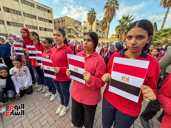 احتفالات الطلاب بالمتحف المصرى خلال طابور الصباح (33)