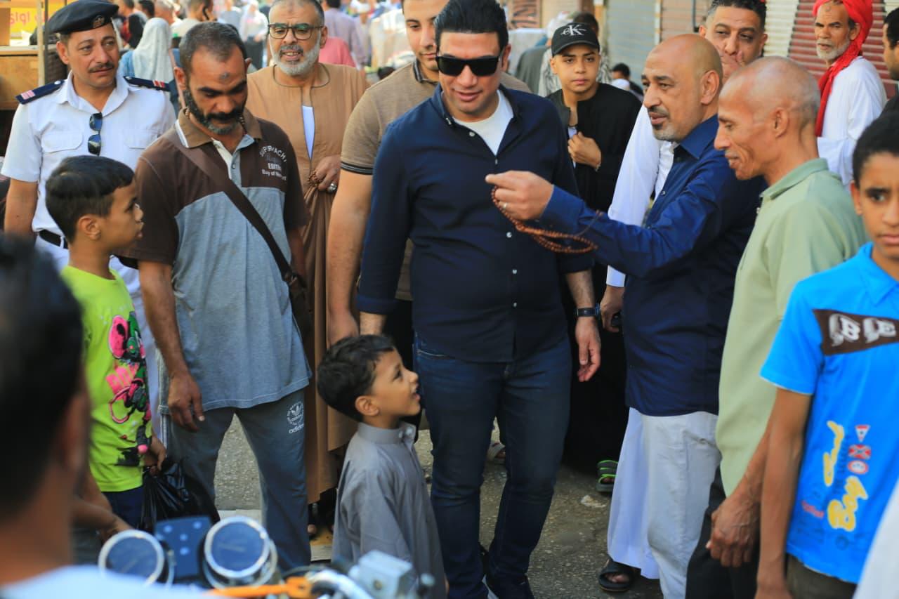 جولة نائب المحافظ بالقيسارية 