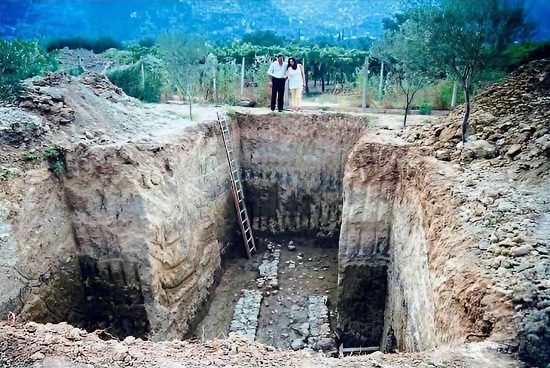 هيليك.. المدينة اليونانية التي ابتلعها البحر