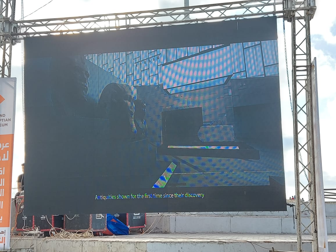 شاشات ميادين الإسكندرية (2)