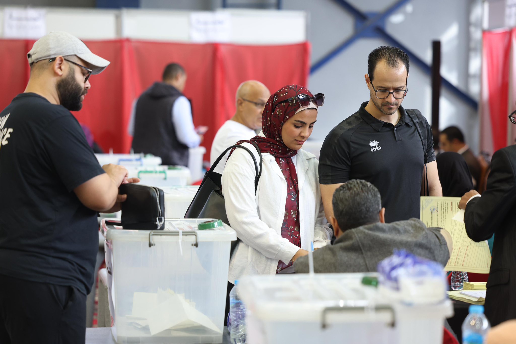 مشاركة نسائية في انتخابات الأهلي مشاركة نسائية في انتخابات الأهلي