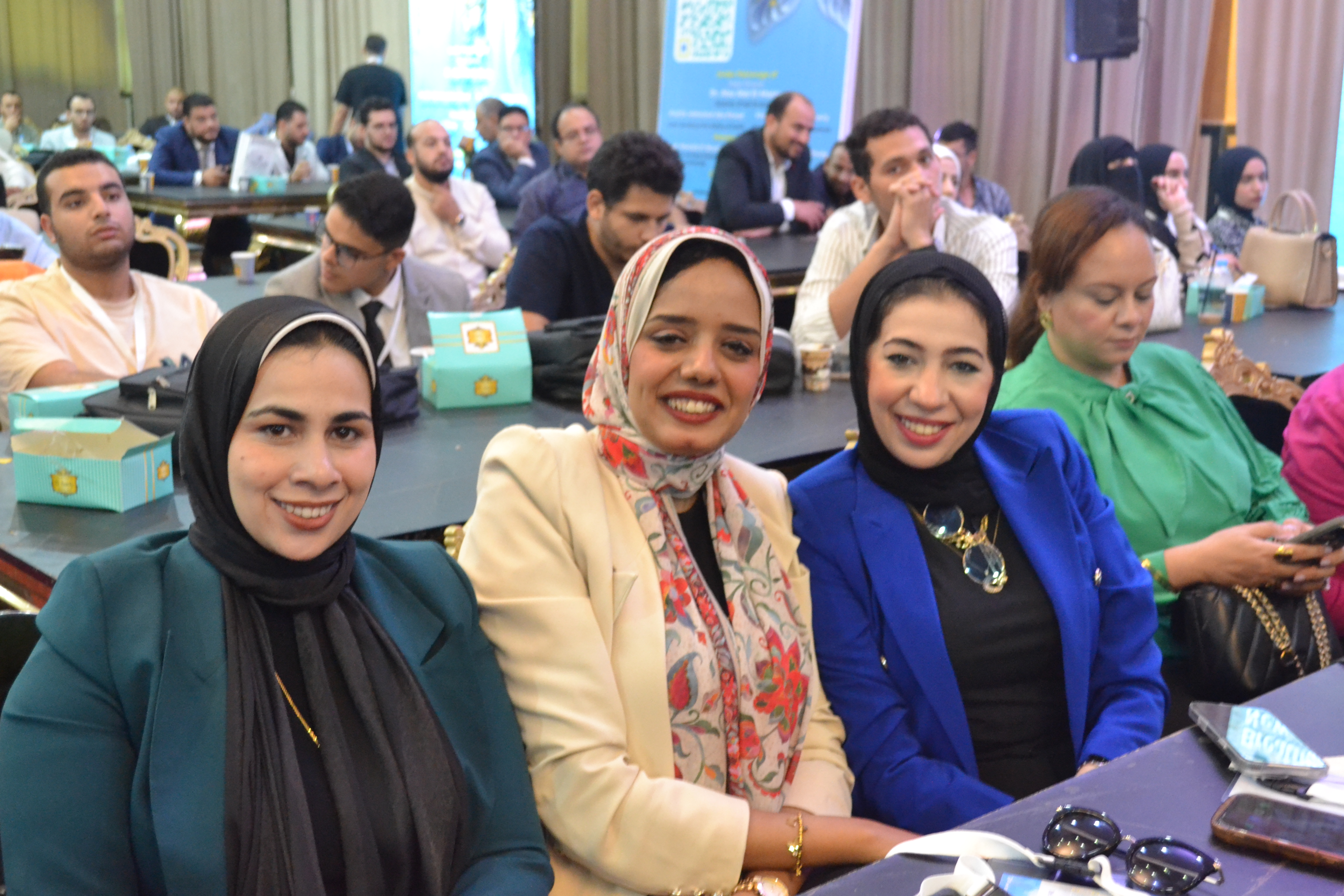 تواجد كبير من الأطباء الحضور بالمؤتمر الطبي