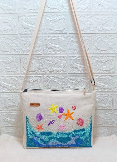 تصميم بالألوان