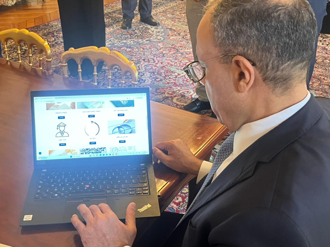 ecf30c47-d107-402b-afbf-7e883143c58f ecf30c47-d107-402b-afbf-7e883143c58f