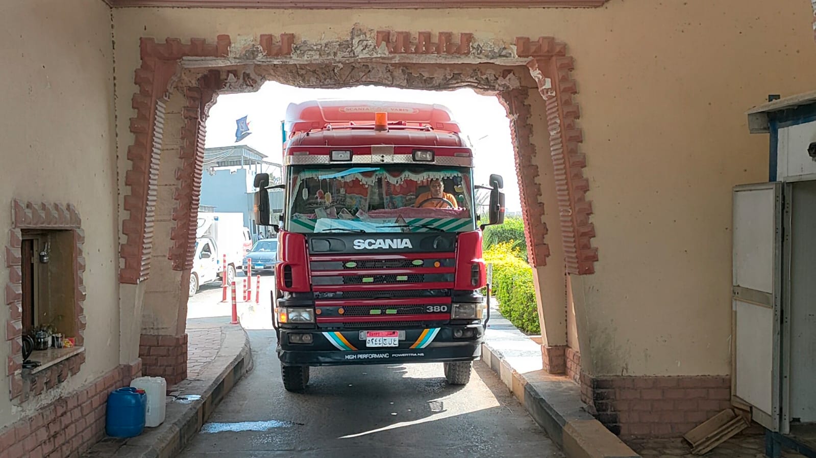 اجراء تعديل في مدخل كفر الشيخ الرئيسي