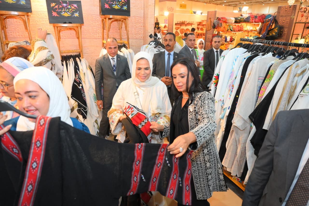 7c03a9e0-6572-499d-9fc5-428bb143e5ac