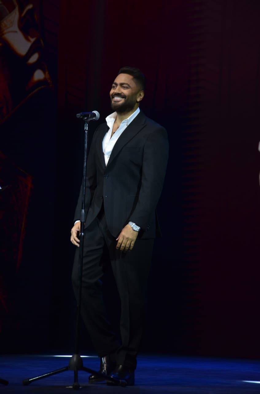 تامر حسنى فى انطلاق النسخة الثامنة من مهرجان نقابة المهن التمثيلية (2)