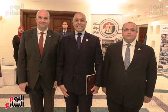 اعضاء اللجنة العليا