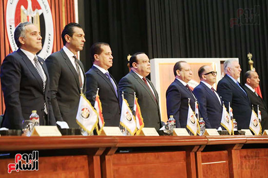 اعضاء وممثلى اللجنة العليا للانتخابات