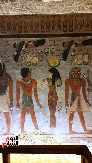 النقوش-على-الحوائط