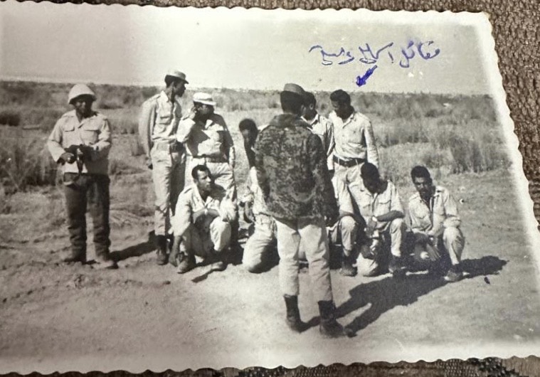 صورة لإسماعيل عشرين أثناء خدمته فى الجيش (1)