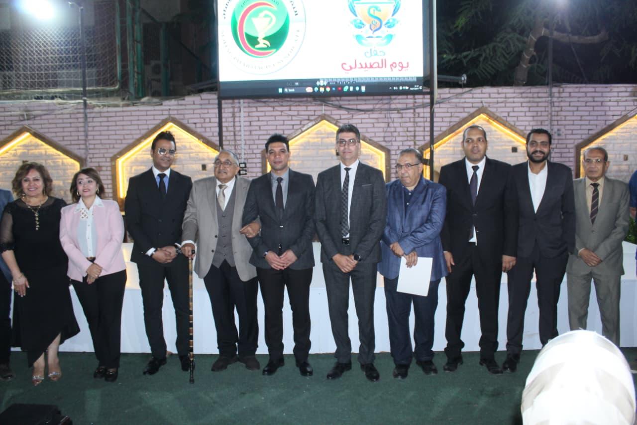 احتفال اليوم العالمى للصيادلة فى سوهاج (11)