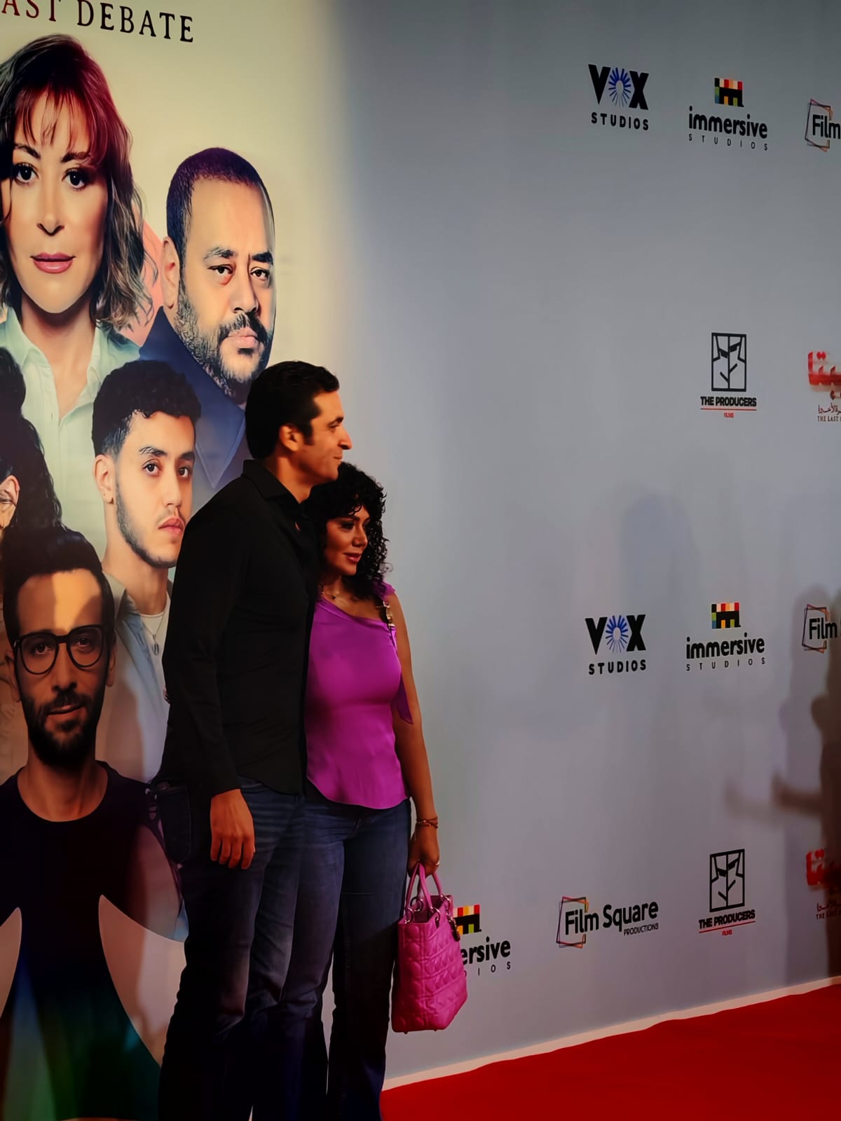 أحدث عرسان بالوسط الفني ..رانيا يوسف برفقة زوجها أحمد جمال بالعرض الخاص لفيلم هيبتا فيديو (2)