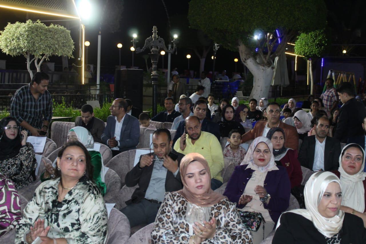 احتفال اليوم العالمى للصيادلة فى سوهاج (12)