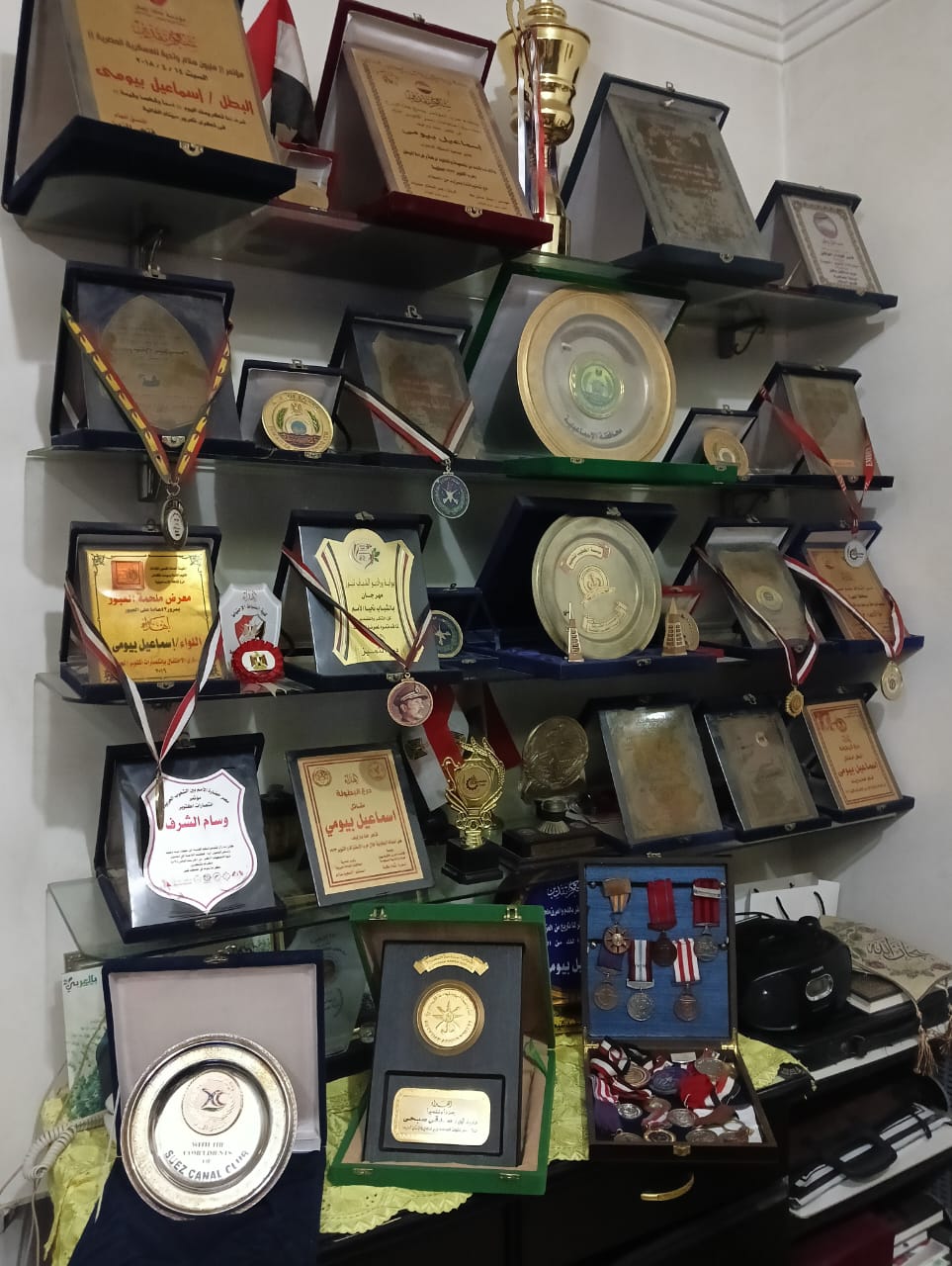 جانب من الدروع جانب من الدروع