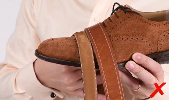 تطابق الحزام مع الحذاء تطابق الحزام مع الحذاء