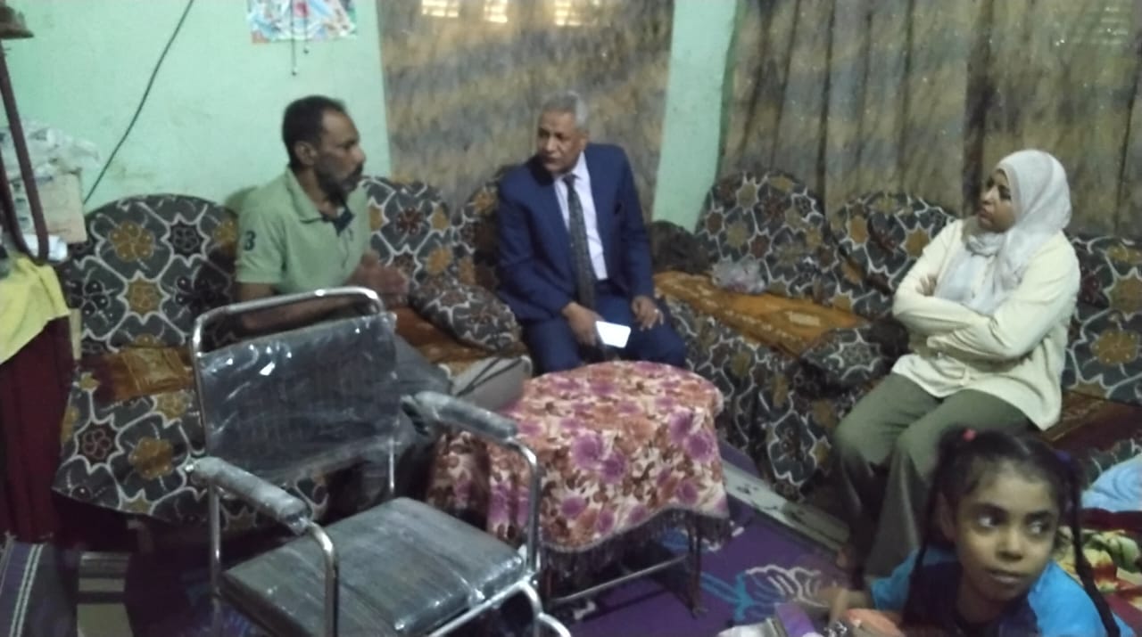 إدارة طهطا التعليمية مع ولى الامر 