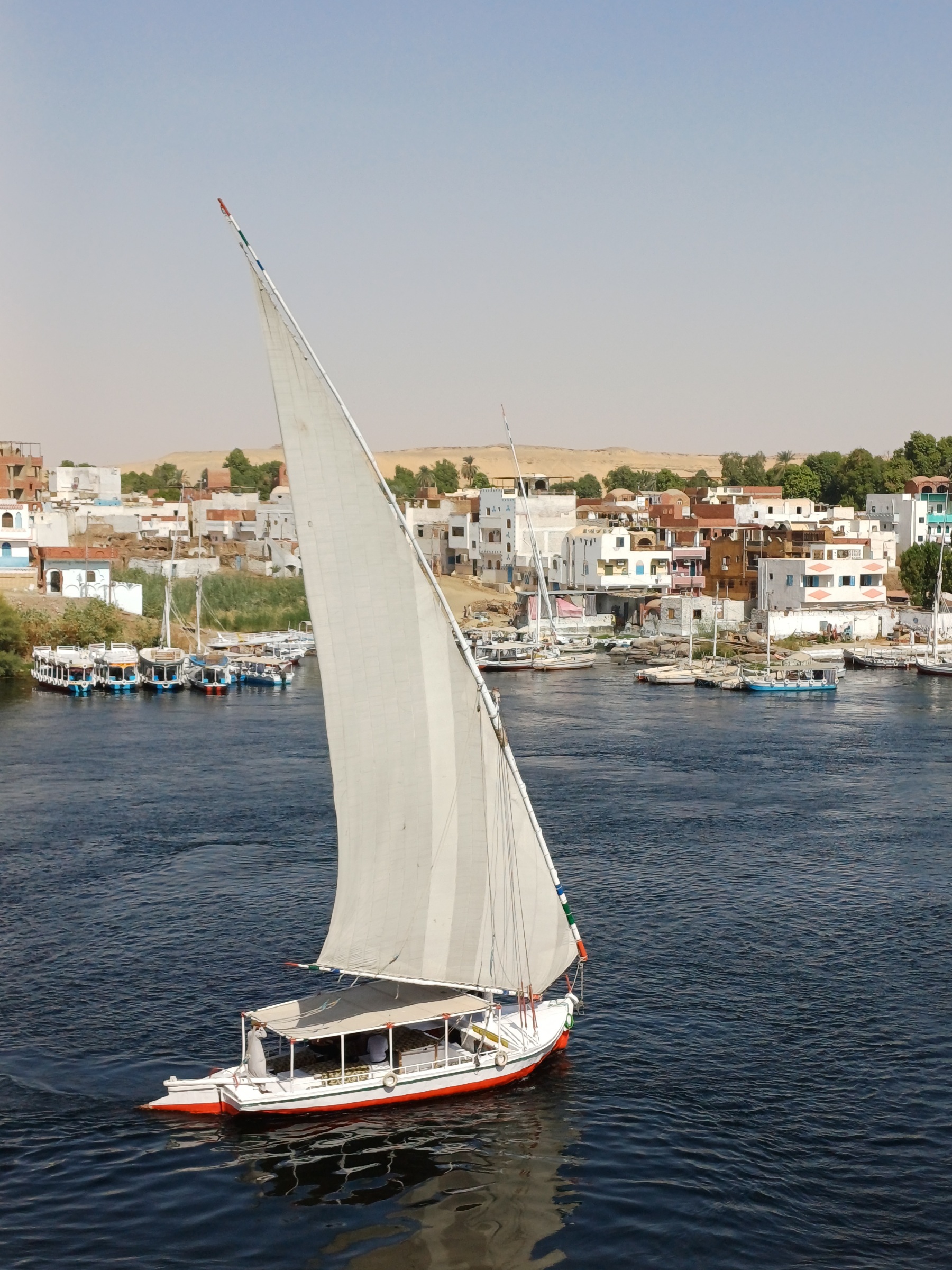 المراكب فى النيل المراكب فى النيل