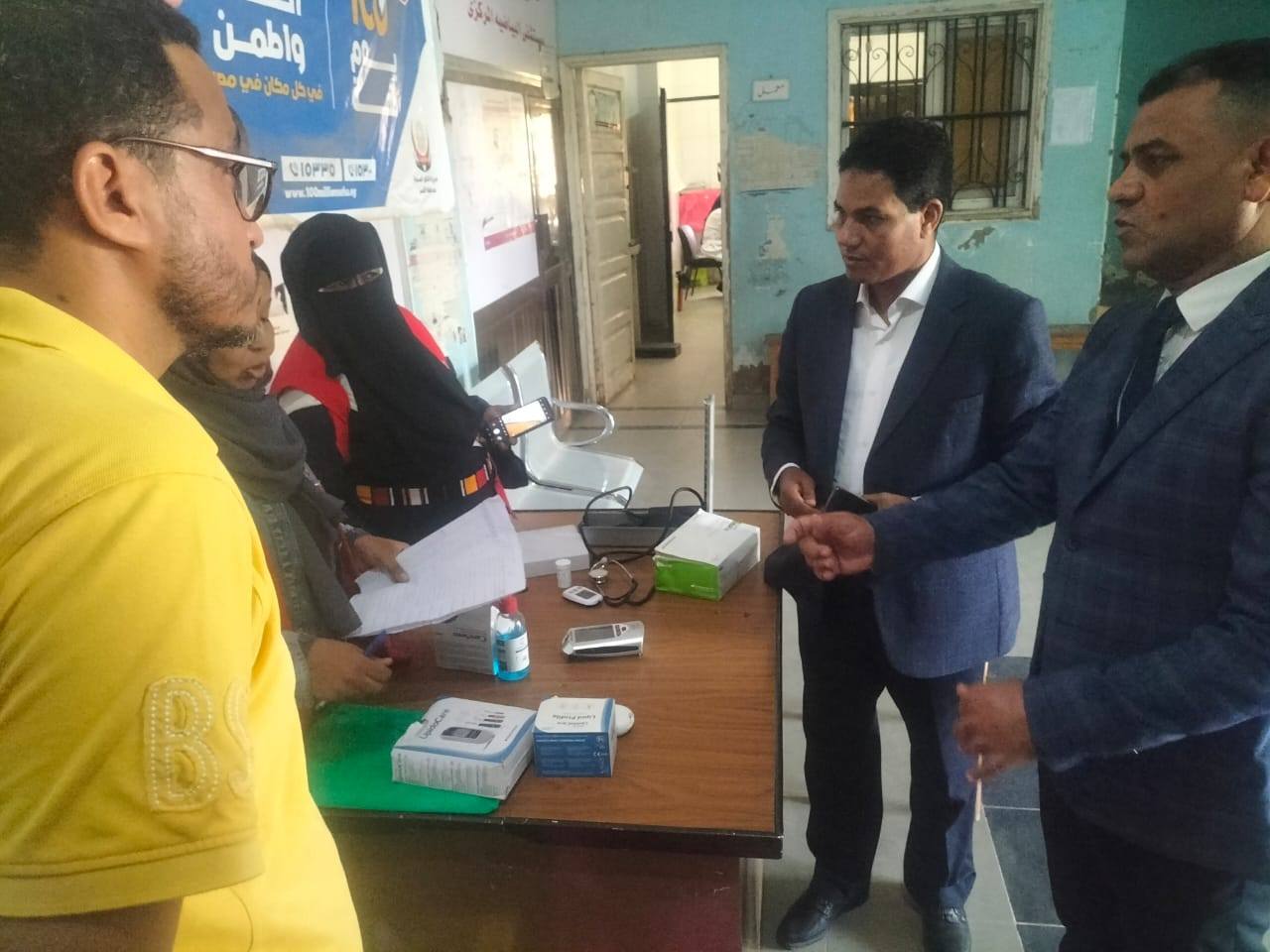 متابعة العمل فى مكتب الصحة بالبياضية