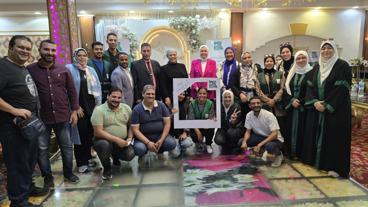 4010fced-26d8-484e-b562-7427a252a8f4 4010fced-26d8-484e-b562-7427a252a8f4