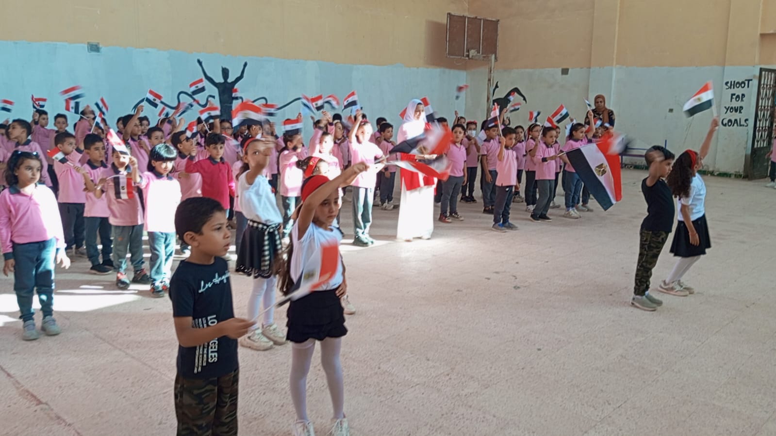 احتفالات خلال طابور الصباح احتفالات خلال طابور الصباح