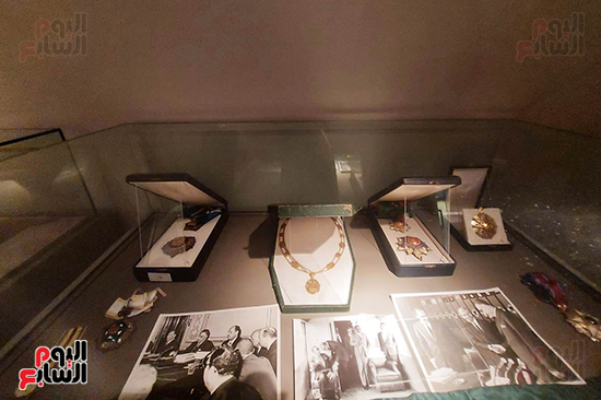 الاوسمة-التى-حصل-عليها