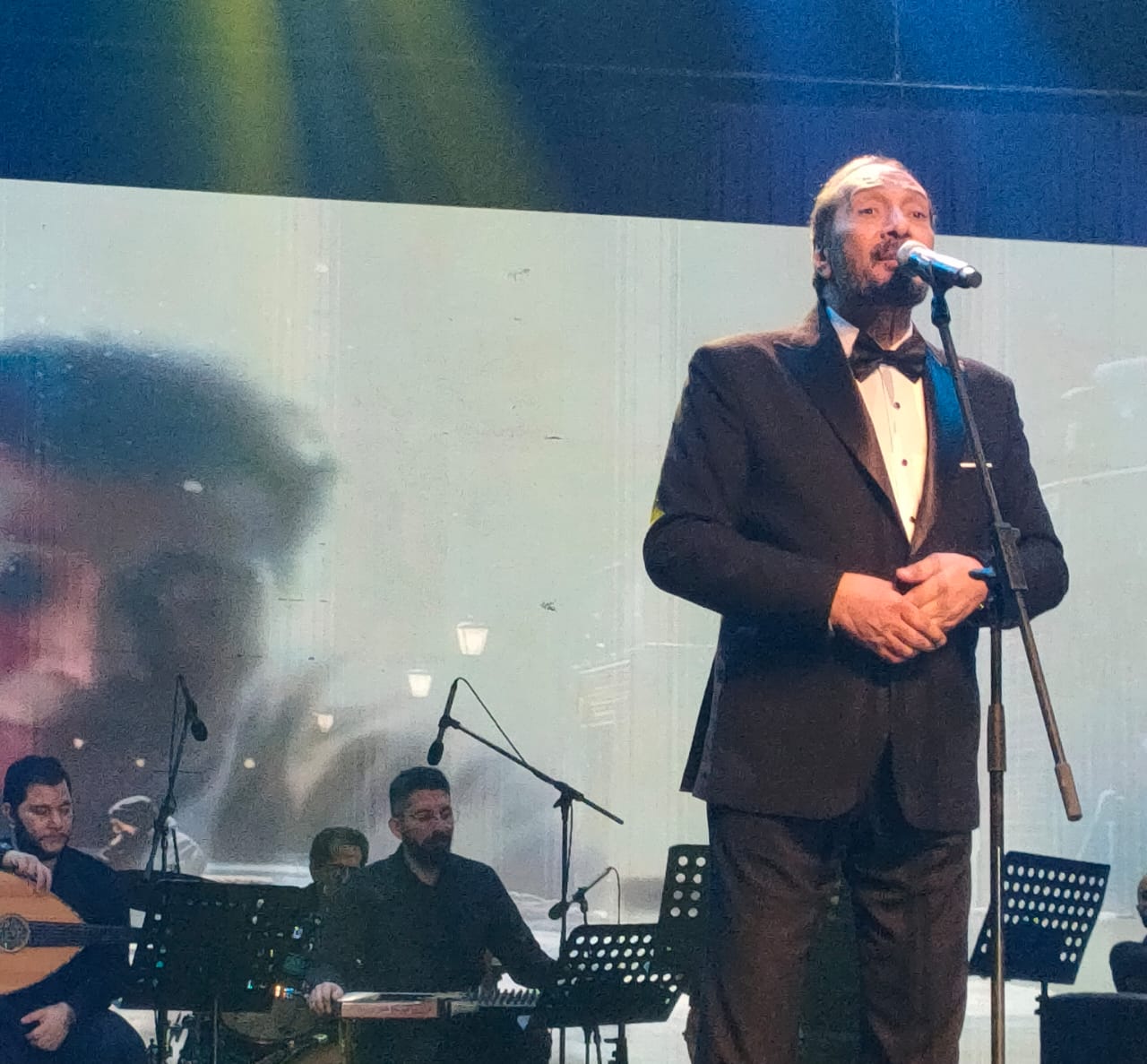 علي الحجار (1)