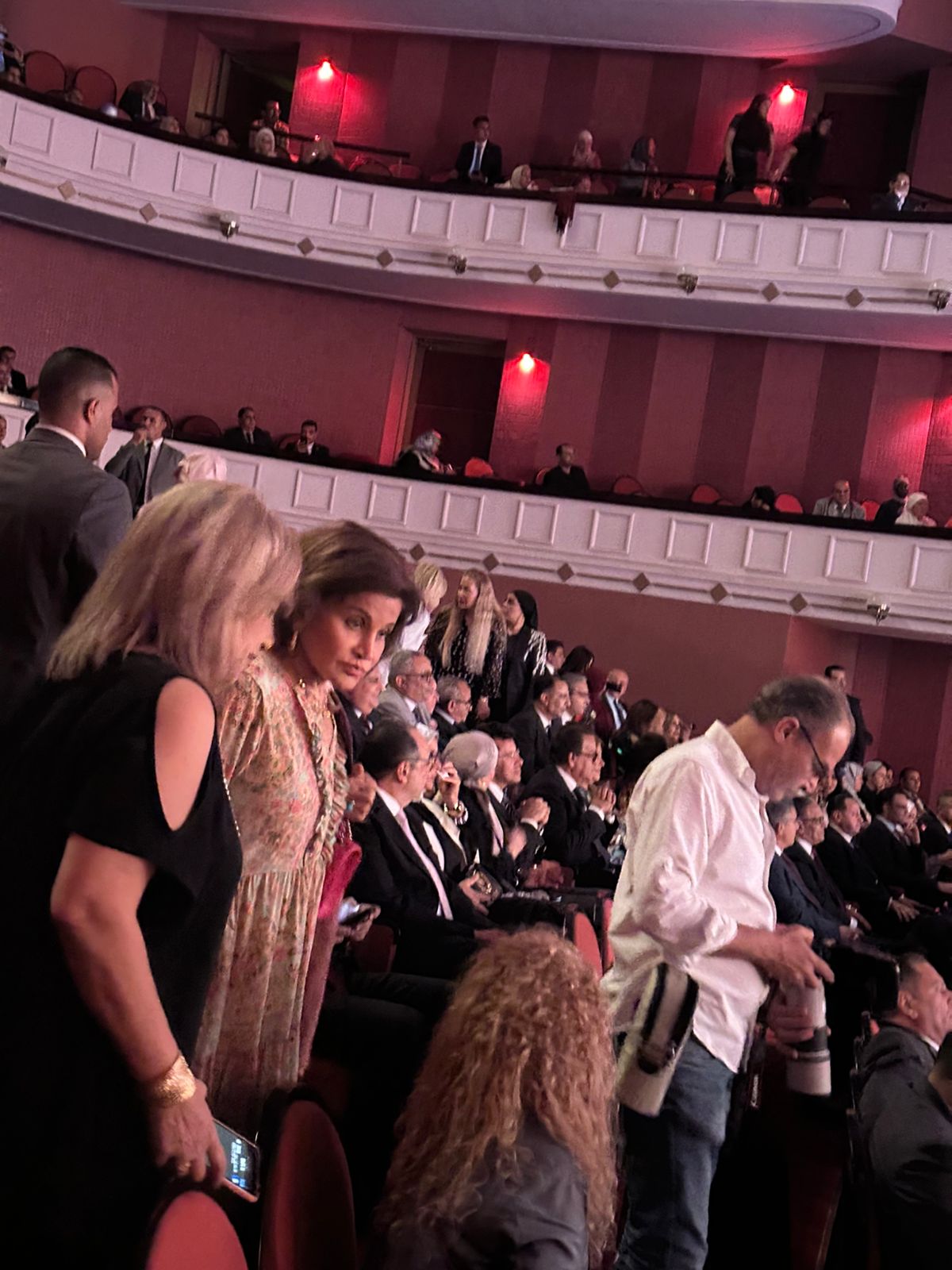 وزراء الثقافة والشباب والرياضة والصحة وحسين فهمي في حفل 6 أكتوبر بدار الأوبرا