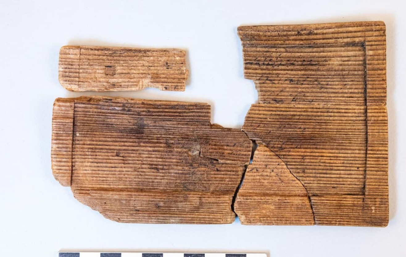 ألواح الكتابة