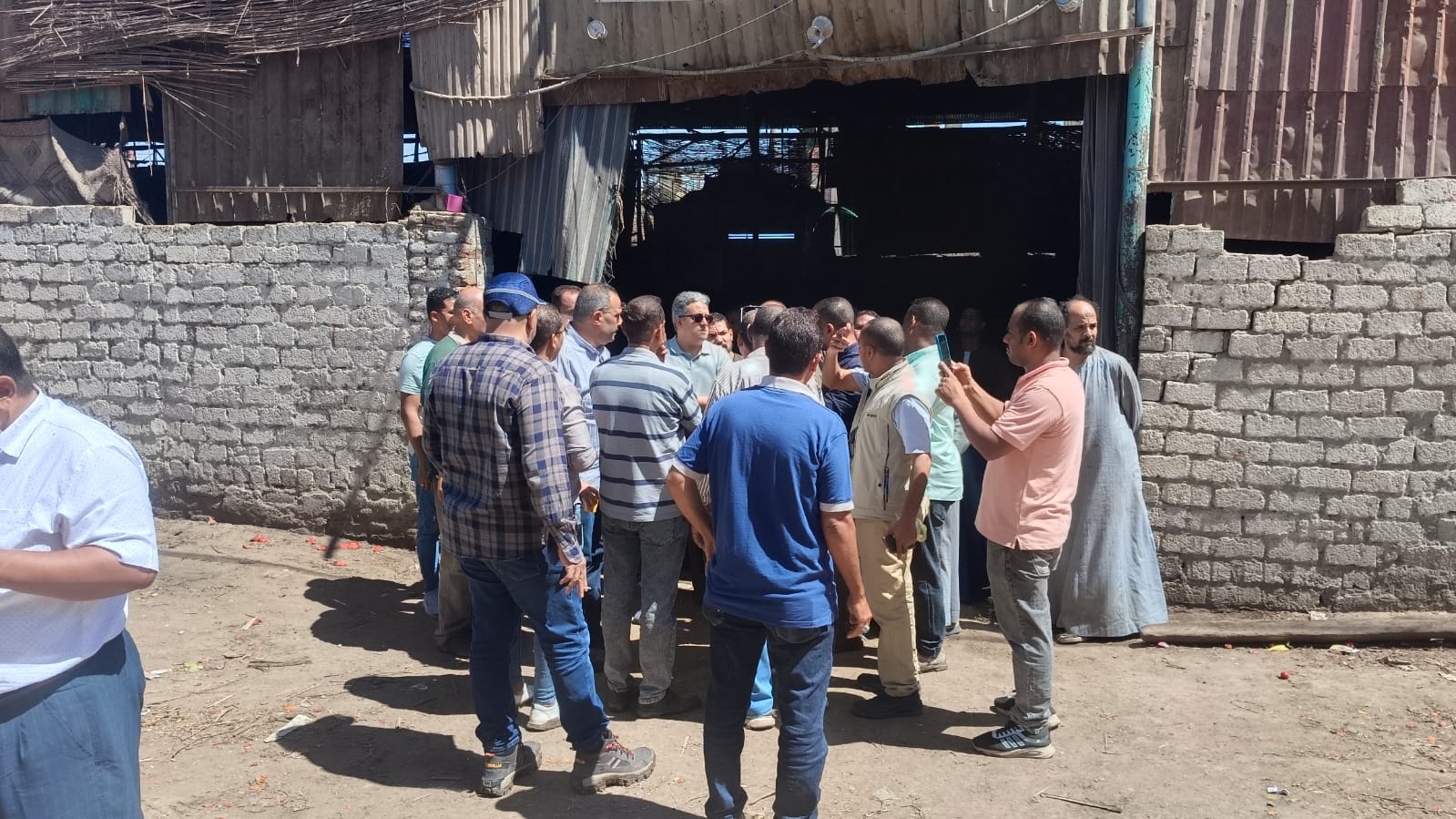 زيارة تفقدية لمشروع تطوير سوق إسنا للخضار والفاكهة ضمن خطة التنمية المحلية زيارة تفقدية لمشروع تطوير سوق إسنا للخضار والفاكهة ضمن خطة التنمية المحلية