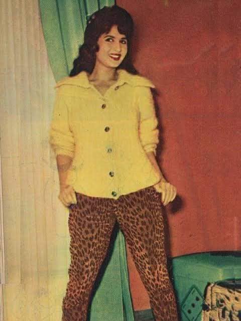 الفنانة نعيمة عاكف الفنانة نعيمة عاكف