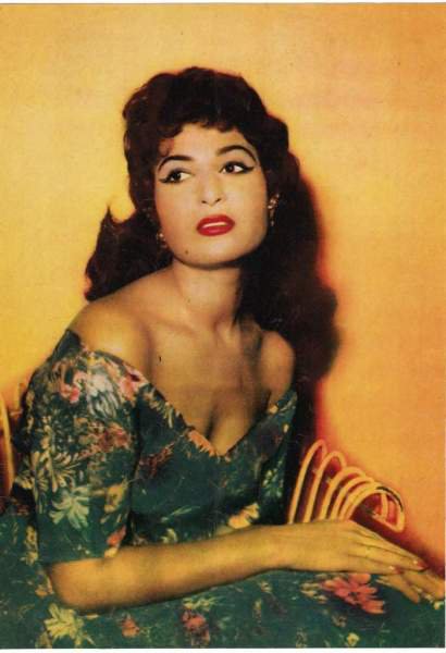 نعيمة عاكف نعيمة عاكف