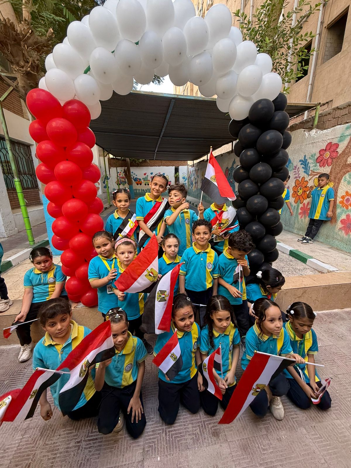 احتفالات الطلاب بالذكرى 52 لانتصارات أكتوبر احتفالات الطلاب بالذكرى 52 لانتصارات أكتوبر