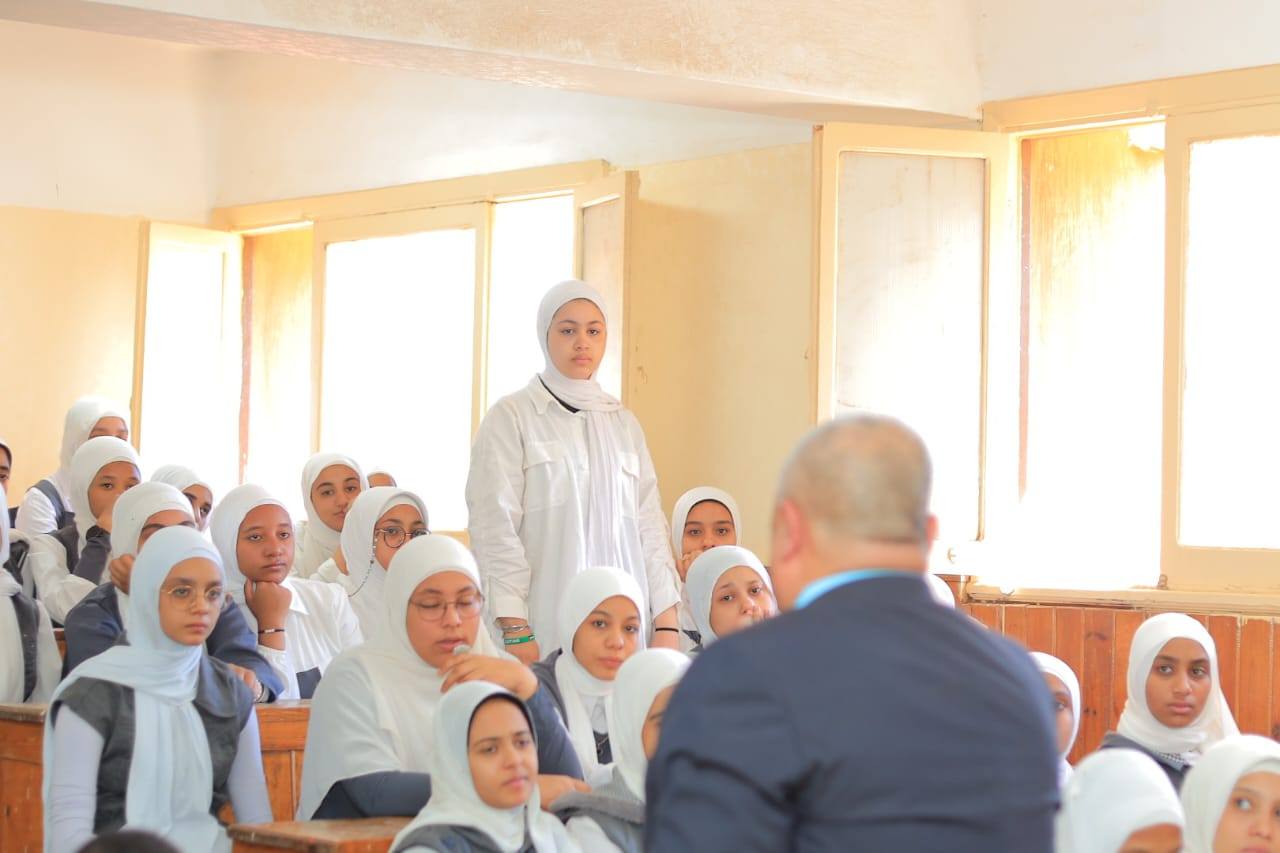 فعاليات لعقد لقاء مفتوح مع طلاب الثانوية العامة حول نظام البكالوريا فعاليات لعقد لقاء مفتوح مع طلاب الثانوية العامة حول نظام البكالوريا