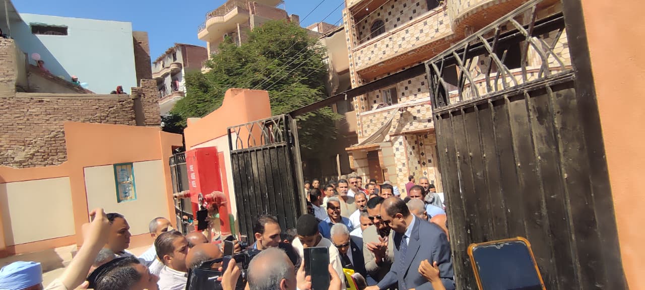 لحظة الإفتتاح 