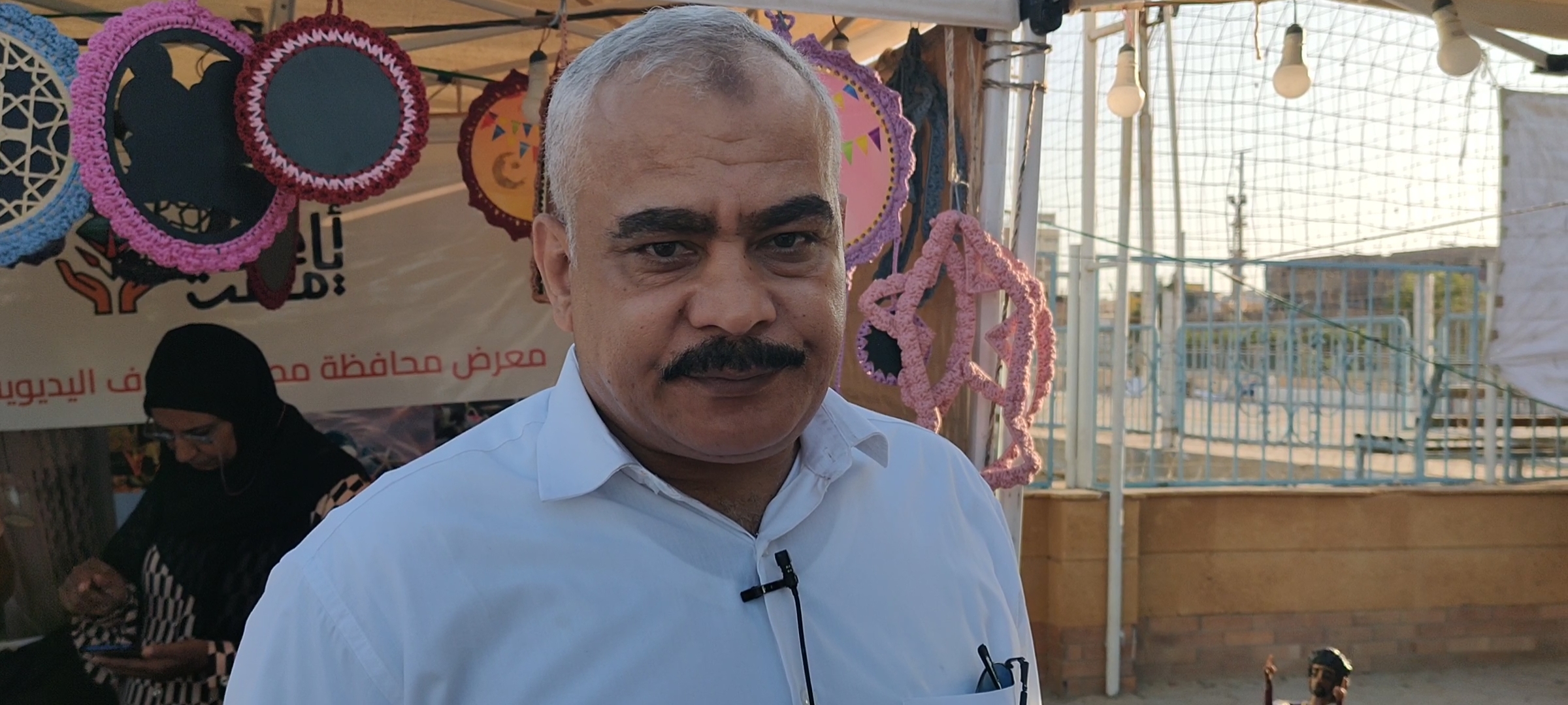 اشرف عبدالرسول اول من حول نواة البلح لمجسمات مبهرة اشرف عبدالرسول اول من حول نواة البلح لمجسمات مبهرة