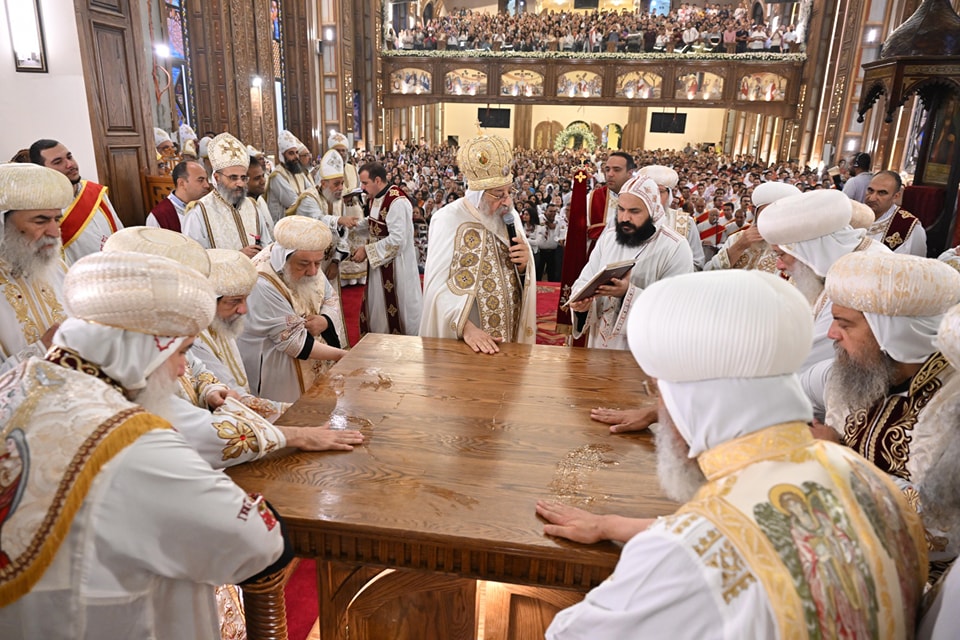 تدشين البابا تواضروس الثانى الكنيسة